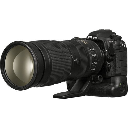 Nikon D500 Digital SLR Camera Sports and Wildlife Kit