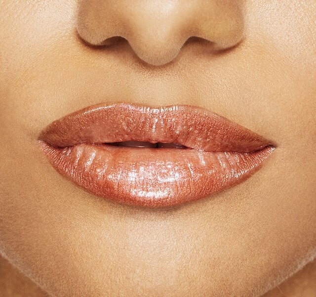 grand illusion glossy liquid lipcolour